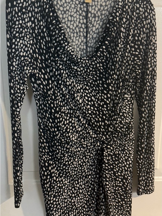 Michael Kors Dresses & Skirts - Michael Kors Black and White Pebble-Print Dress
